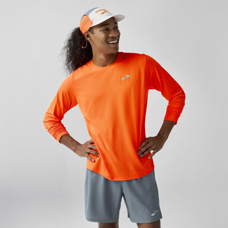 62899539_211537-896-mf-atmosphere-long-sleeve-3-mens-running-long-sleeve