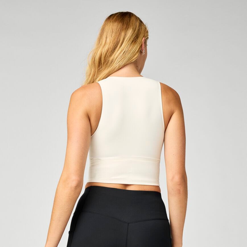 983b7fb0_221801-278-mb-womens-movement-race-crop-running-tops
