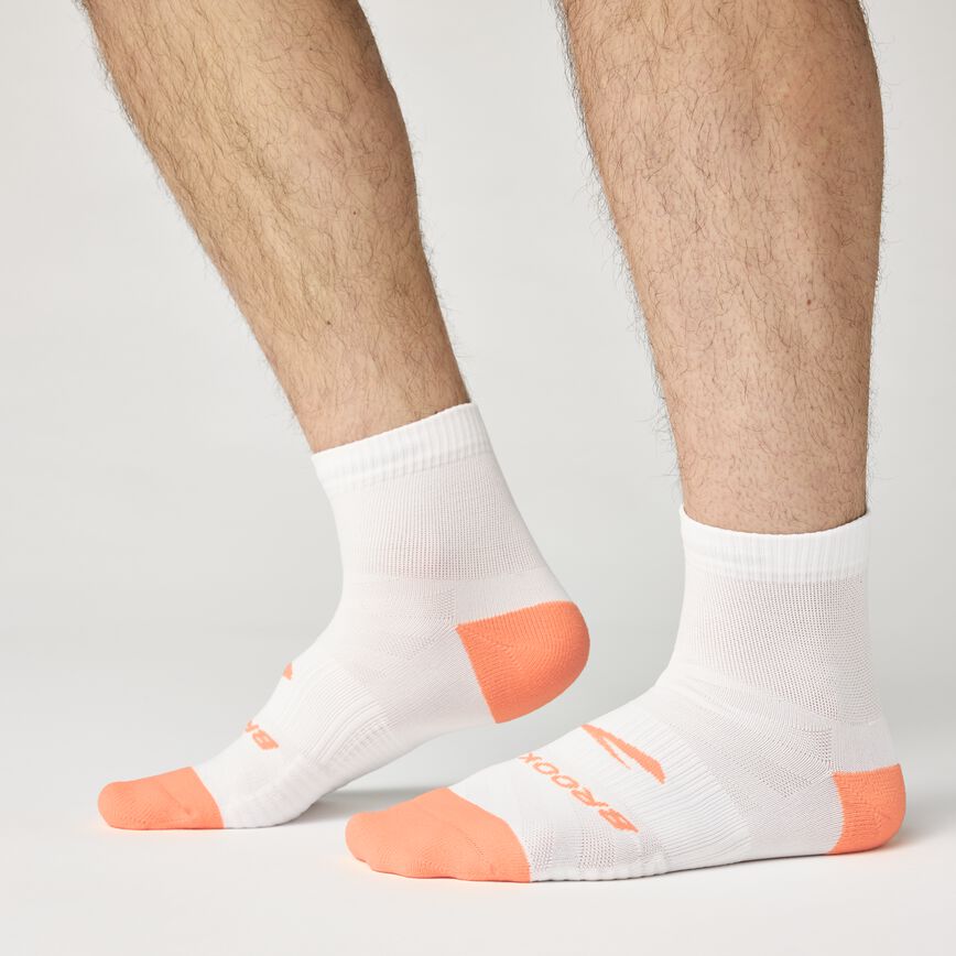 b6986832_280497-878-mf-2-unisex-ghost-lite-quarter-2-pack-running-socks